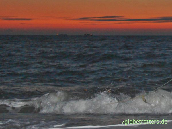 Sonnenuntergang am Strand von Sewastopol