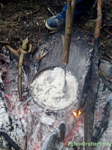 Kochen auf dem Lagerfeuer