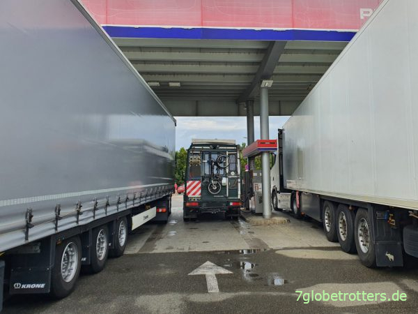 Diesel tanken und Mautbox aufladen in Slowenien