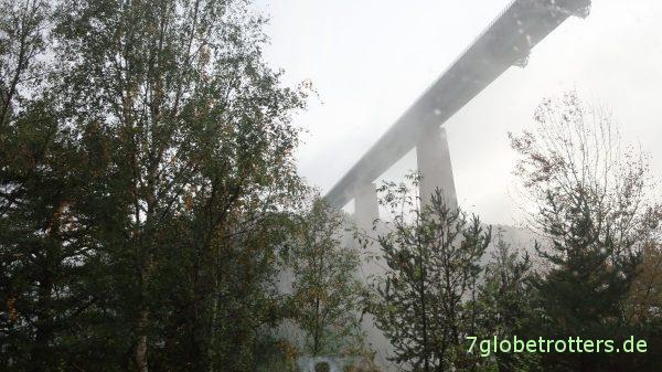 Brennerautobahn: Europabrücke im Regen