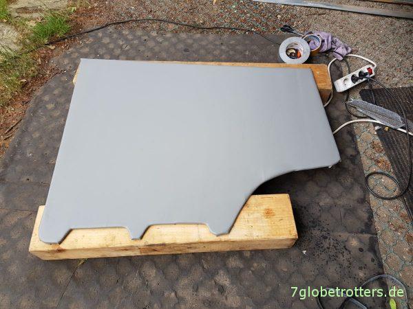 Zusätzlicher Stauraum im Wohnmobil: Seitenverkleidung der Türen nutzen für mehr Stauraum