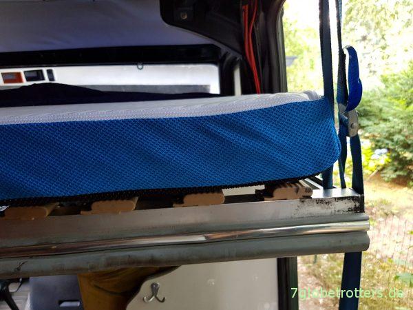 Ausziehbare Hubbett-Mechanik im Kastenwagen, Hubbett selbst bauen im Wohnmobil T2 Vario Sprinter