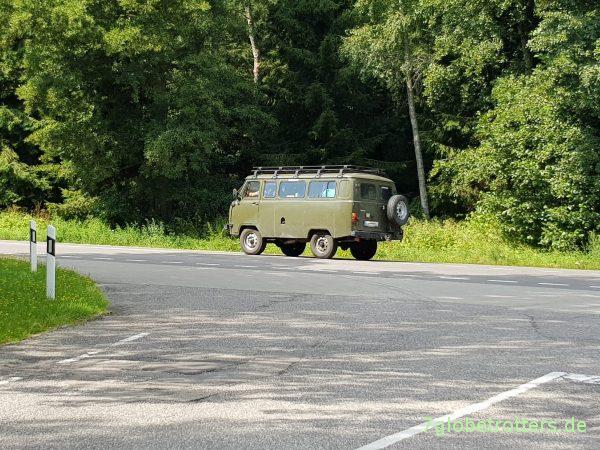 UAZ-452 auf der Kurischen Nehrung am Campingplatz Nida / Nidos Kempingas
