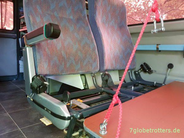Beim Umbau der Sitzgruppe zum Doppelbett wird im Wohnmobil die Matratze feucht. Lösung ist eine unterlüftete Wohnmobilmatratze.