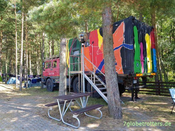 Tatra 815 6x6 auf dem Campingplatz Nida: Probeschlafen im Expeditionsfahrzeug von dikiy.me