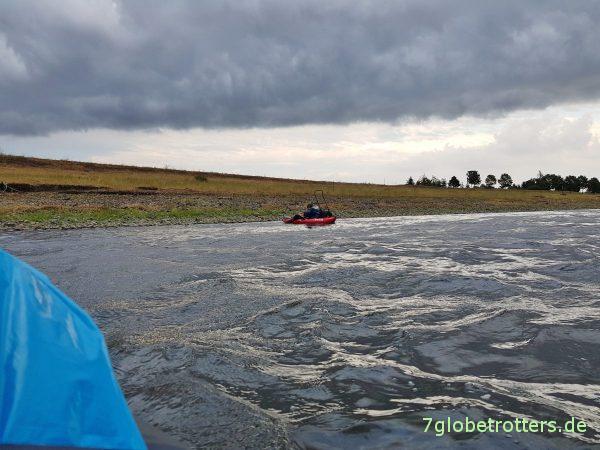 Wanderpaddeln obere Elbe: Im Luftboot ohne Wetterschutz von Meißen nach Riesa