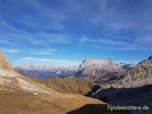 Helikoptereinsatz beim Dolomitenbiwak am Schlern, Tierser Alpl, Molignonpass, Grasleitenpasshütte
