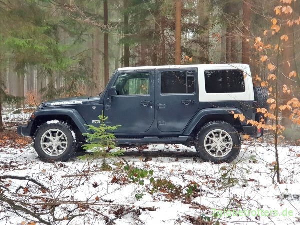 Umbereifung Jeep Wrangler JK und JL: Sinnvolle Winterreifen All Terrain auf Originalfelge