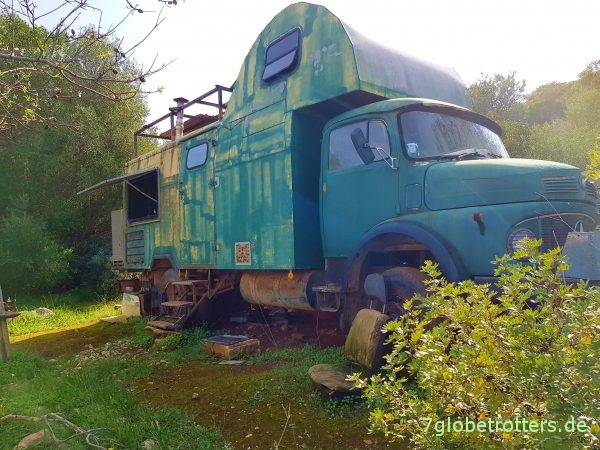 Mercedes-Benz Kurzhauber Wohnmobil mit erhöhtem Einheitskoffer Mercedes-Benz Kurzhauber Wohnmobil mit erhöhtem Einheitskoffer