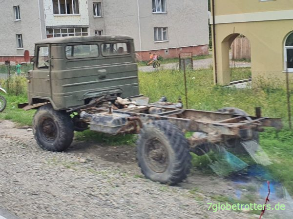 Doppeltankanlage am GAZ-66 ohne Aufbau, Ukraine
