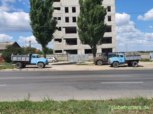 Drei aktive ZIL-130 in Moldawien
