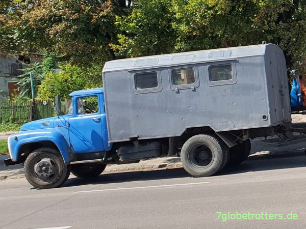 ZIL-130 mit KUNG-Koffer in Moldawien