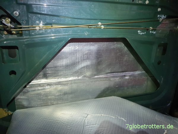 Schalldämmung der Türen im Wohnmobil mit ArmaComfort Barrier B ALU 2 mm