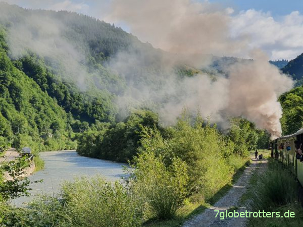 Wassertalbahn: Mit der Schmalspur-Dampflok durch die Wälder der Maramuresch in Rumänien