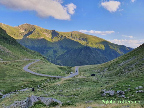 Wohnmobil-Fahrt über den Transfăgărășan-Pass in den rumänischen Karpaten