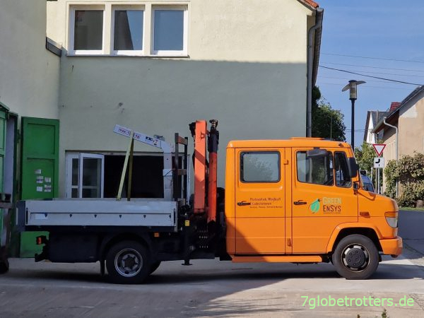 Mercedes Vario 814 D mit Doka, Kran und Pritsche