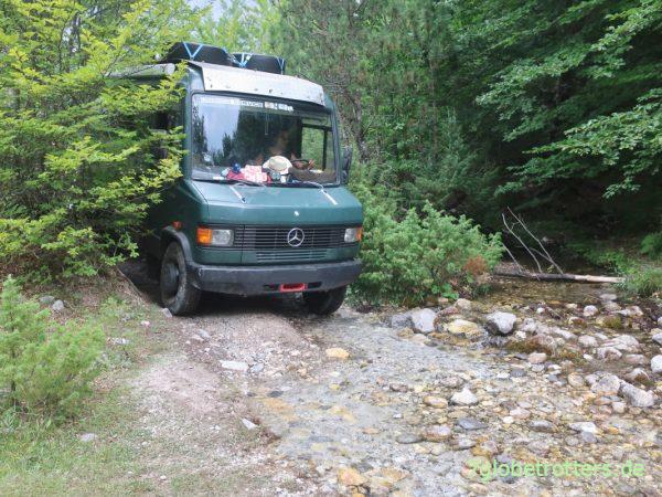 Offroad fahren und Campen im Nationalpark Theth (Kombëtar i Thethit