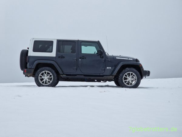 Schnee-Test der Falken Wildpeak AT3WA auf dem Jeep Wrangler