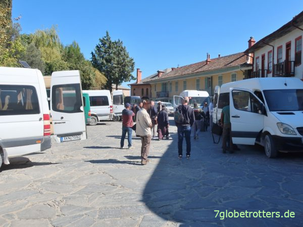 Zentraler Taxistand der Mönchsrepublik Athos in Karyes