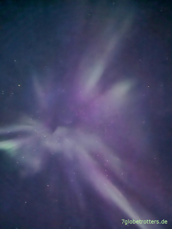 Rote Nordlichter finden und fotografieren in Kiruna