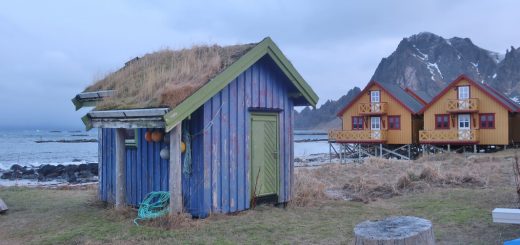 Strandhäuser in Bleik auf Andøya, Norwegen