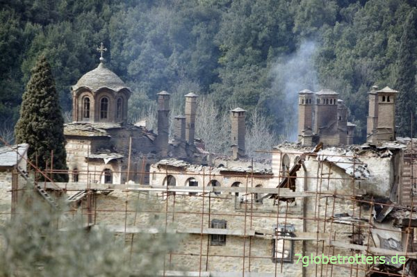 Feuer im Kloster Chilandaríou 2004 (Foto: Mönch Theodosios)