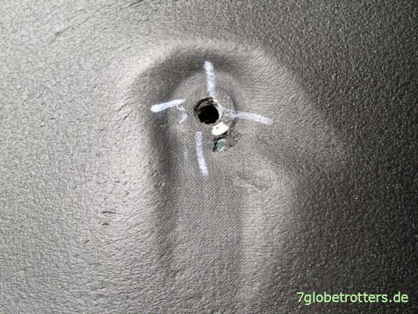 Einziehmuttern M8 für die Befestigung von Hängeschränken im Wohnmobil