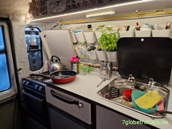 Test des 24V-LED-COB-Leuchtstreifens im LKW-Wohnmobil