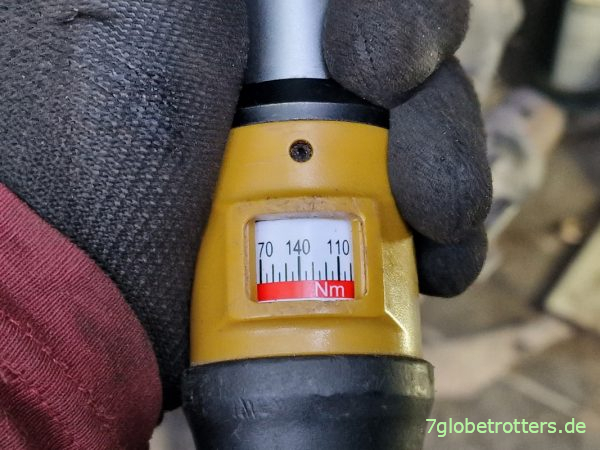 140 Nm für Federbügel M14 an den Vorderfedern