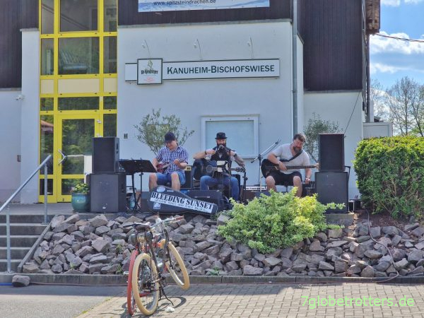 Bleeding Sunset am Kanuheim Bischofswiese