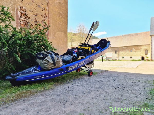 Mittagspause mit Verano und Bootswagen im Kloster Buch
