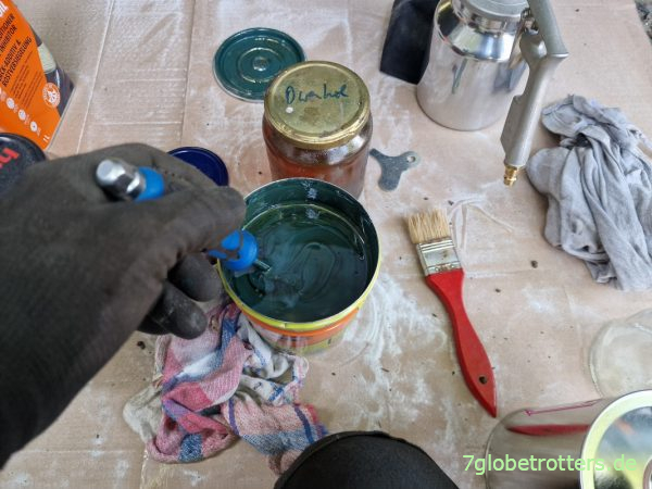 Brantho Korrux 3 in 1 in RAL 6012 schwarzgrün