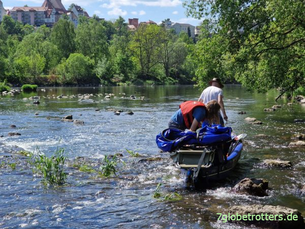 Umsetzen Freiberger Mulde am Schlauchwehr Leisnig