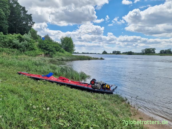 Grabner Riverstar XXl an der Fähre Ferchland km 375