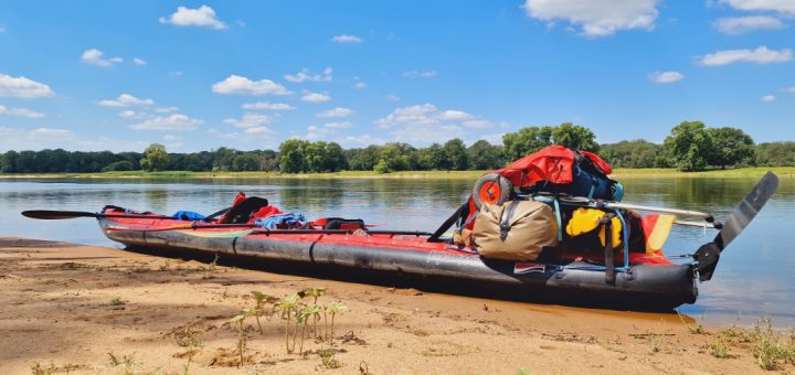 Paddeln an der alten Elbe-Grenze im Grabner Riverstar XXL
