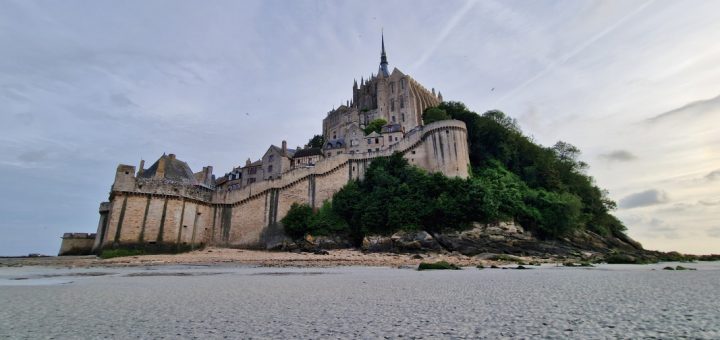 Beste Besuchszeit am Mont-Saint-Michel bei Ebbe