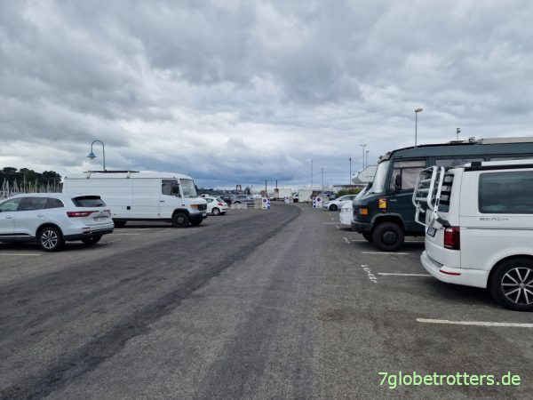 Frankreich St. Malo Mercedes 814 D Vario und 711 D