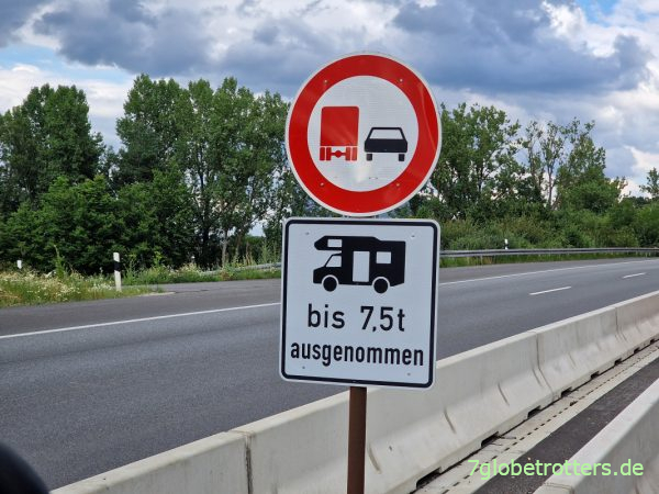 Kein Überholverbot für LKW-Wohnmobile bis 7,5 Tonnen
