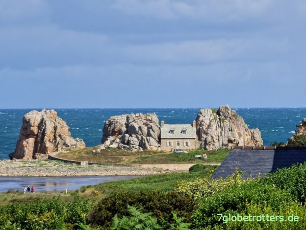 Maison du Gouffre in Plougrescant an der Granitküste
