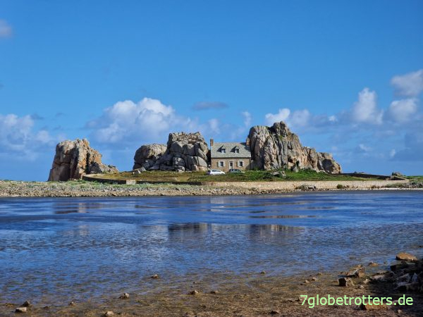 Maison du Gouffre in Plougrescant an der bretonischen Granitküste