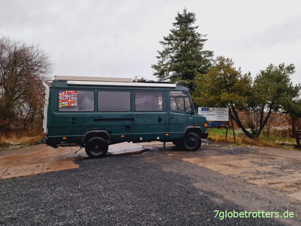 Federn der Vorderachse am Wohnmobil verstärken