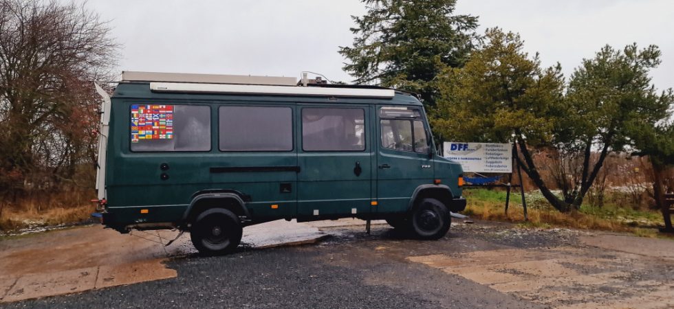 Federn der Vorderachse am Wohnmobil verstärken
