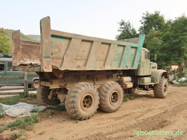 Alter KrAZ-255 B als Kipper