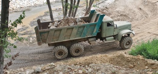 KrAZ-255 B Kipper Offroad