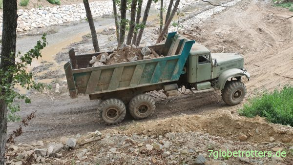 KrAZ-255 B Kipper Offroad