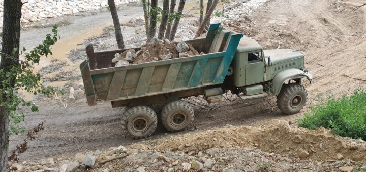 KrAZ-255 B Kipper Offroad