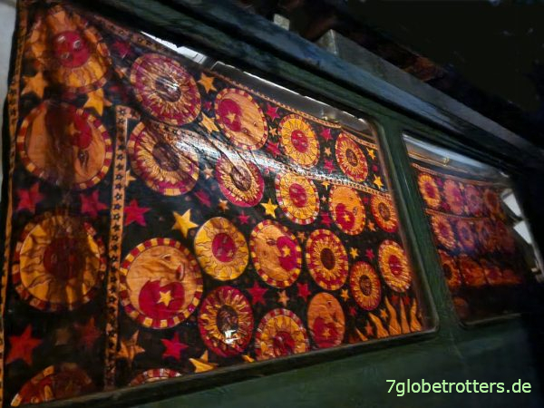 Nicht lichtdichte Gardine aus leichtem Stoff