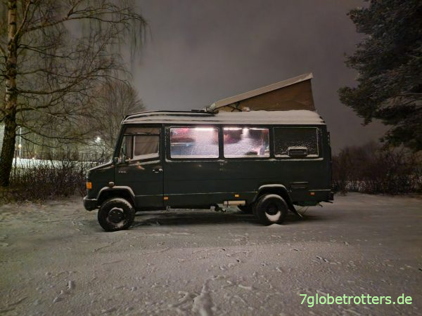 Wohnmobil-Verdunklung mit lichtdichten Gardinen