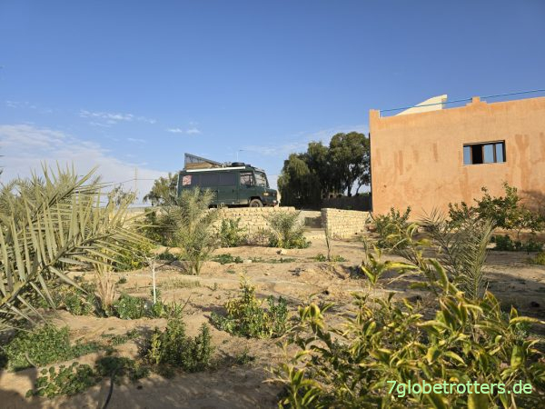 Parkplatz am Mides Family Resto