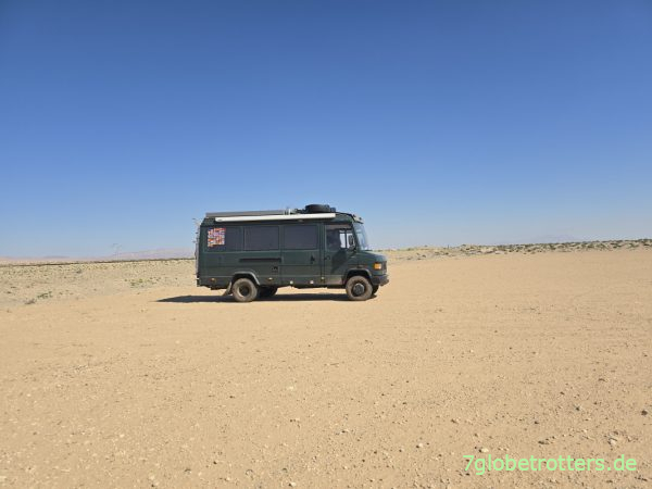 Mercedes 711D in Tunesien Mercedes 711D in Tunesien